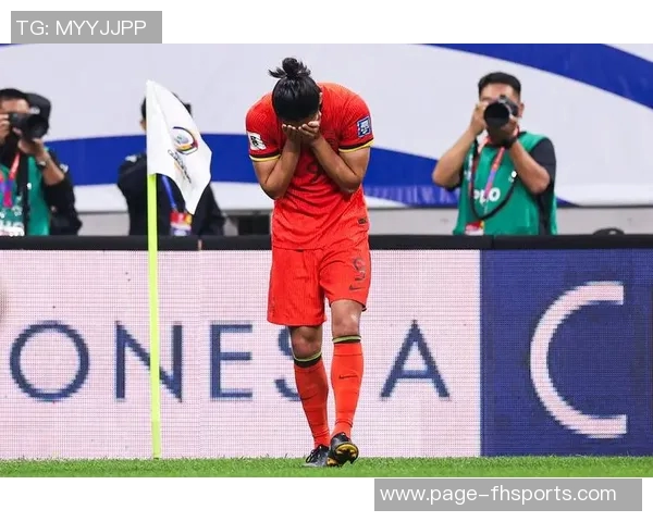 国足本场比赛创下70588人上座新纪录引发热议